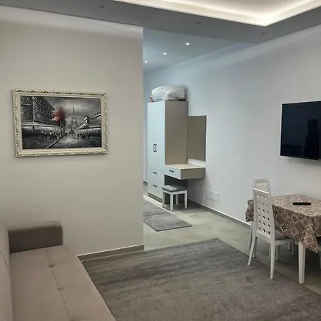 Sunlake בית הארחה *