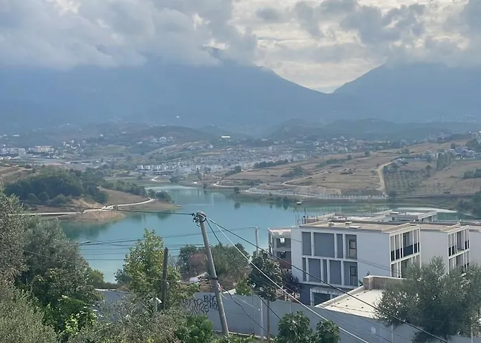 Pensión Sunlake Tirana