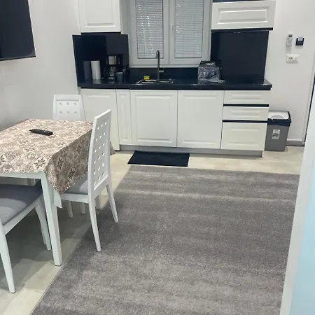 Penzion Sunlake Tirana