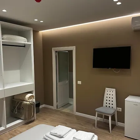 Sunlake Penzion Tirana