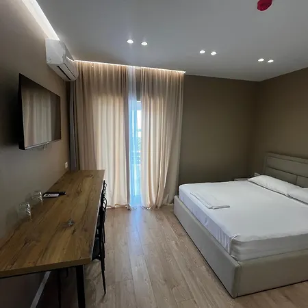 Sunlake 3* Tirana