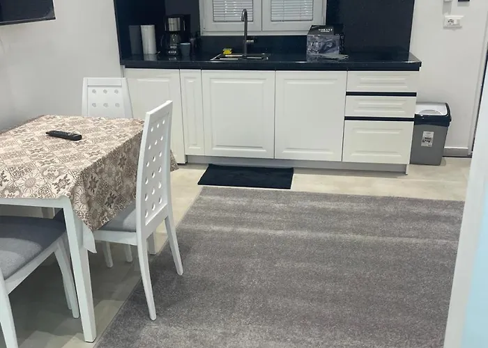 Pensjonat Sunlake Tirana