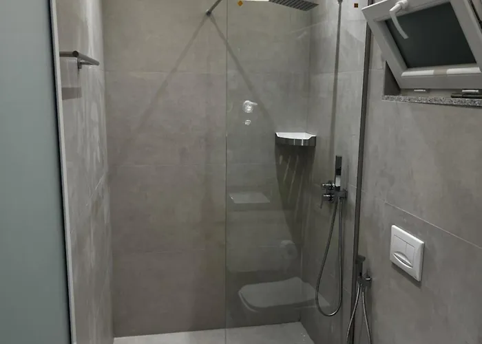 Sunlake Pensjonat Tirana